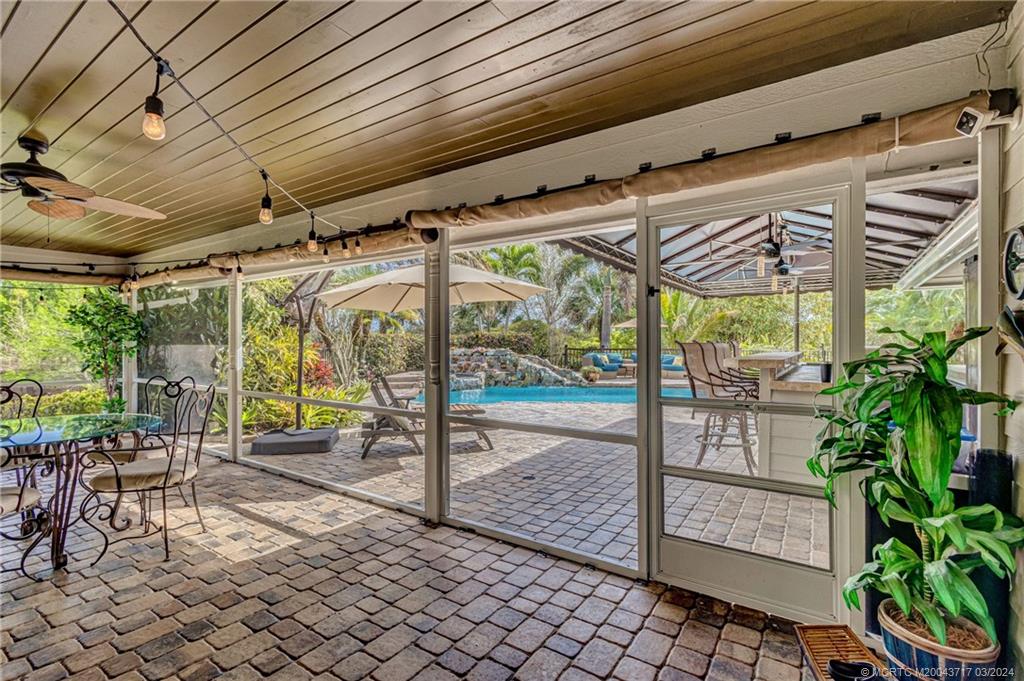 166 Southwest Thrasher Way Stuart, FL 34997 - Photo 31 of 53 Gallery Image 31