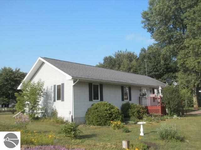 10300 North Warner Road Elwell, MI 48832 - Photo 41 of 44 1748649-40.JPG