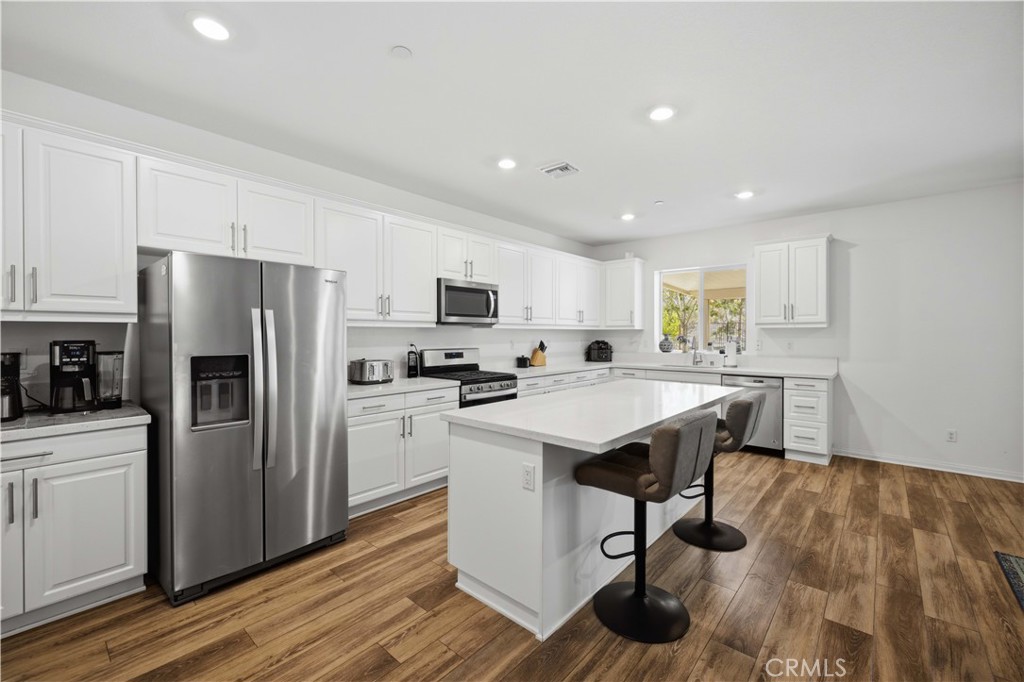 8188 Country Mile Lane Riverside, CA 92507 - Photo 14 of 37