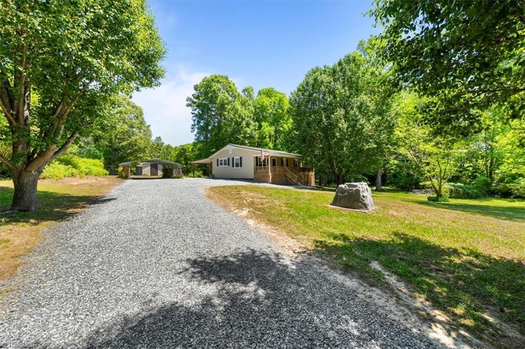 Welcome to 4603 Moffitt Mill Rd!