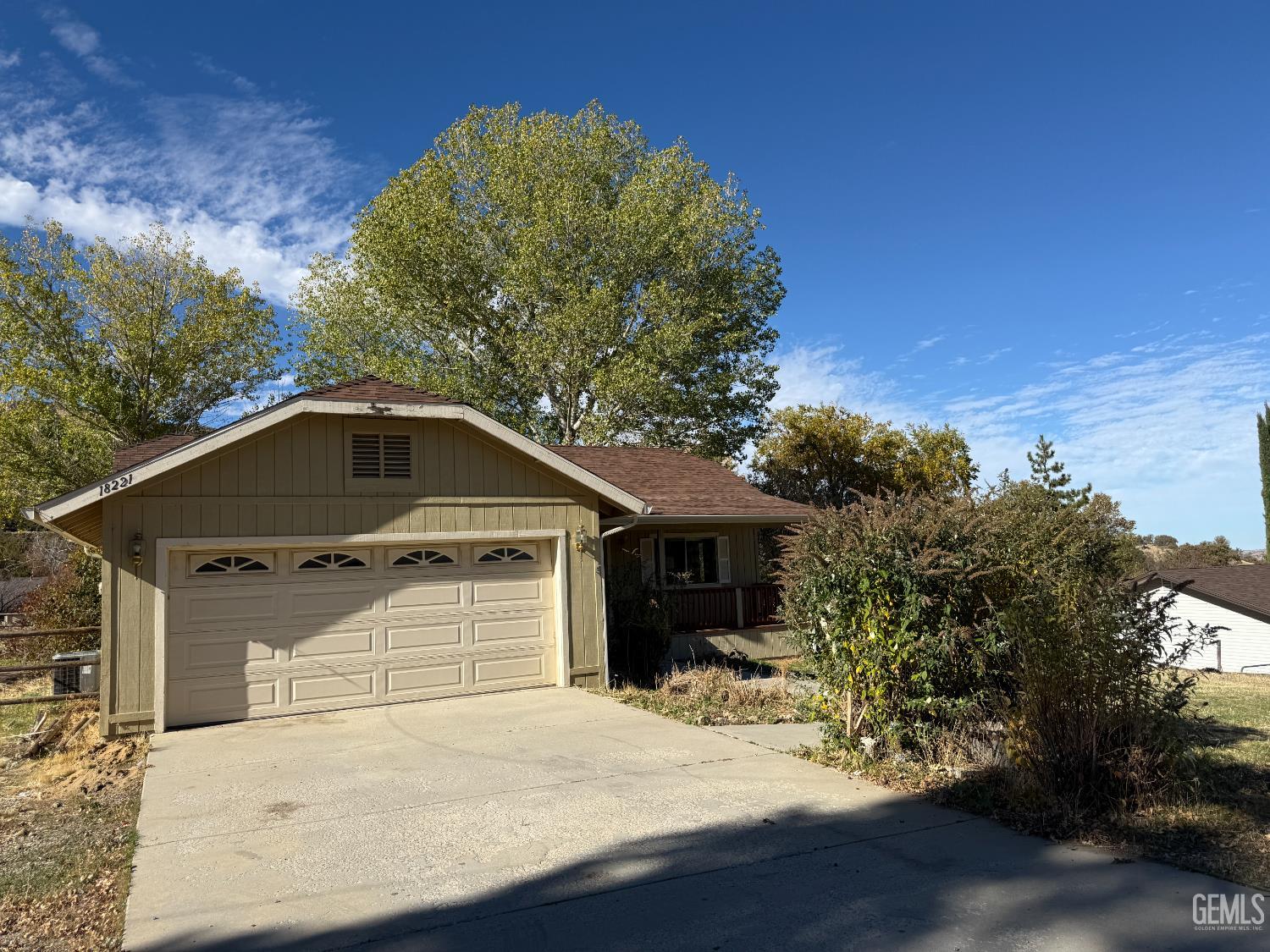 Undisclosed Address Tehachapi, CA 93561 - Photo 13 of 17 a front view of a house with a yard