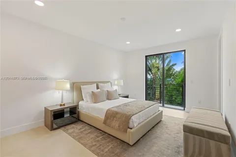 $1,399,000 | 909 Northeast 16th Avenue, Fort Lauderdale, FL 33304