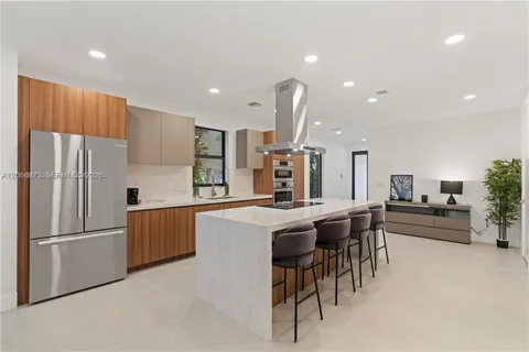 $1,399,000 | 909 Northeast 16th Avenue, Fort Lauderdale, FL 33304