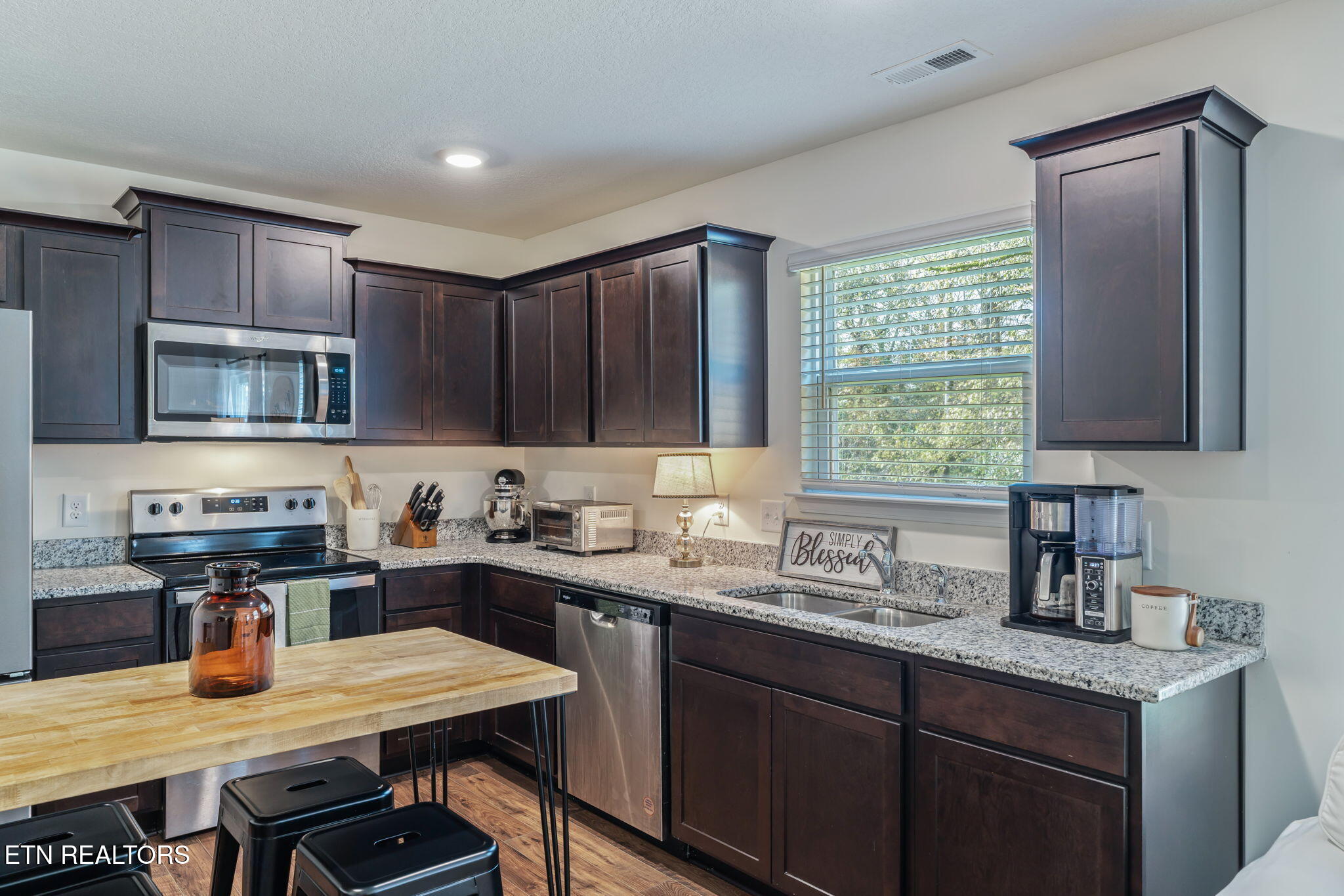 9445 River Cane Road Mascot, TN 37806 - Photo 13 of 38 13-web-or-mls-9445 River Cane Road-14