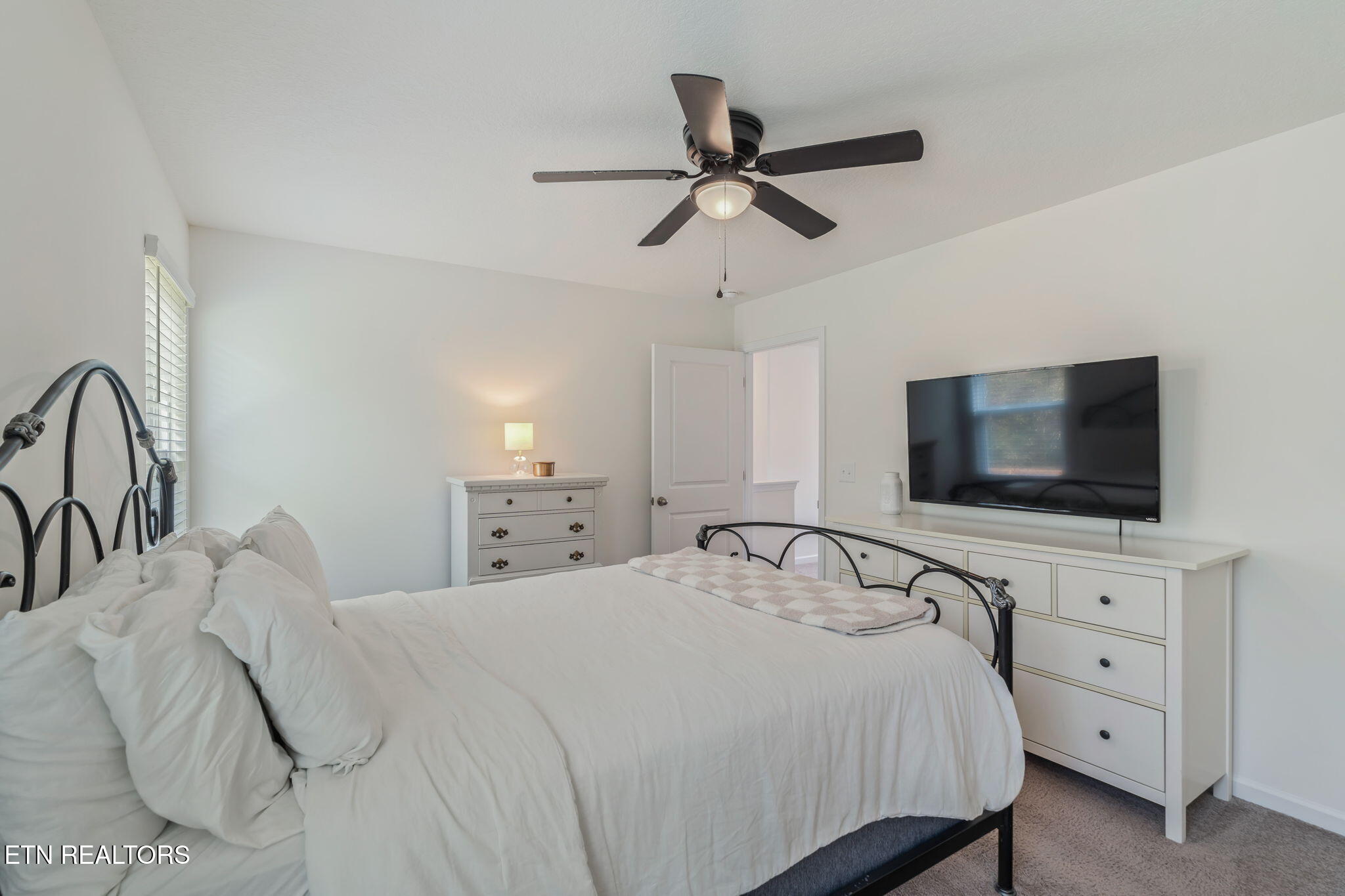 9445 River Cane Road Mascot, TN 37806 - Photo 22 of 38 22-web-or-mls-9445 River Cane Road-23