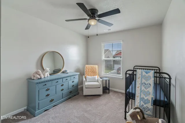 $295,500 | 9445 River Cane Road, Mascot, TN 37806