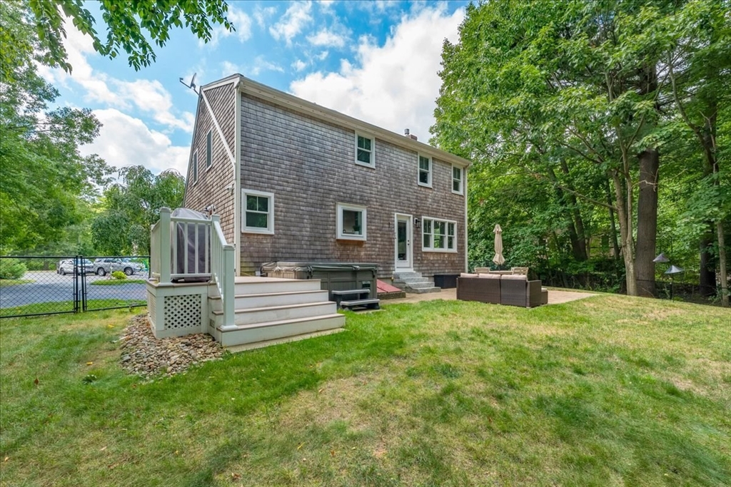 12 Reed Bent Road Rockland, MA 02370 - Photo 32 of 36