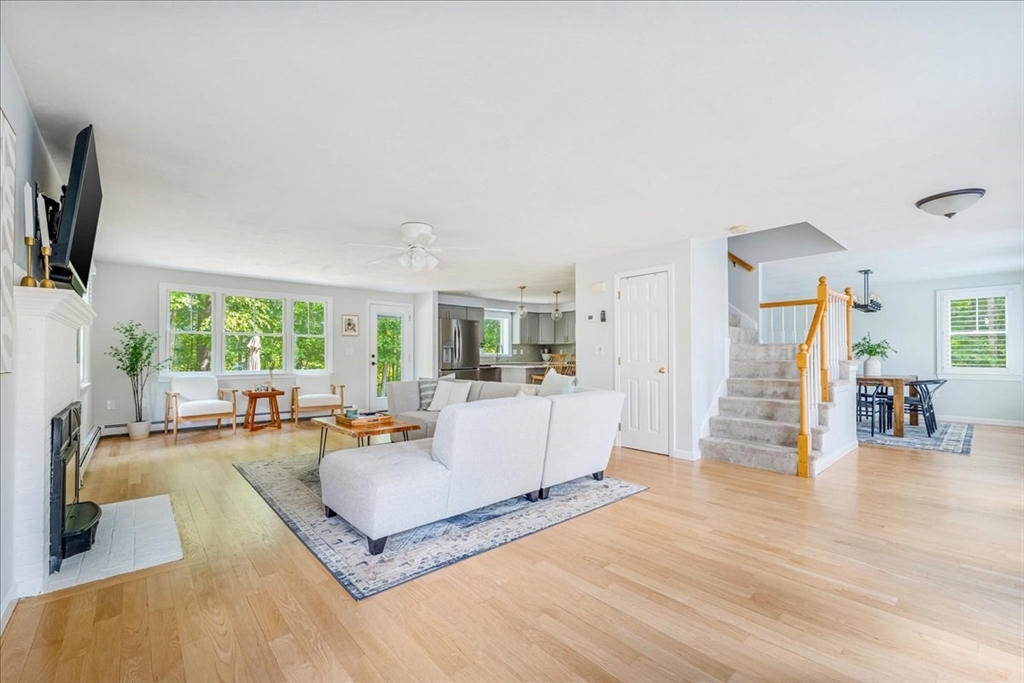 12 Reed Bent Road Rockland, MA 02370 - Photo 8 of 36