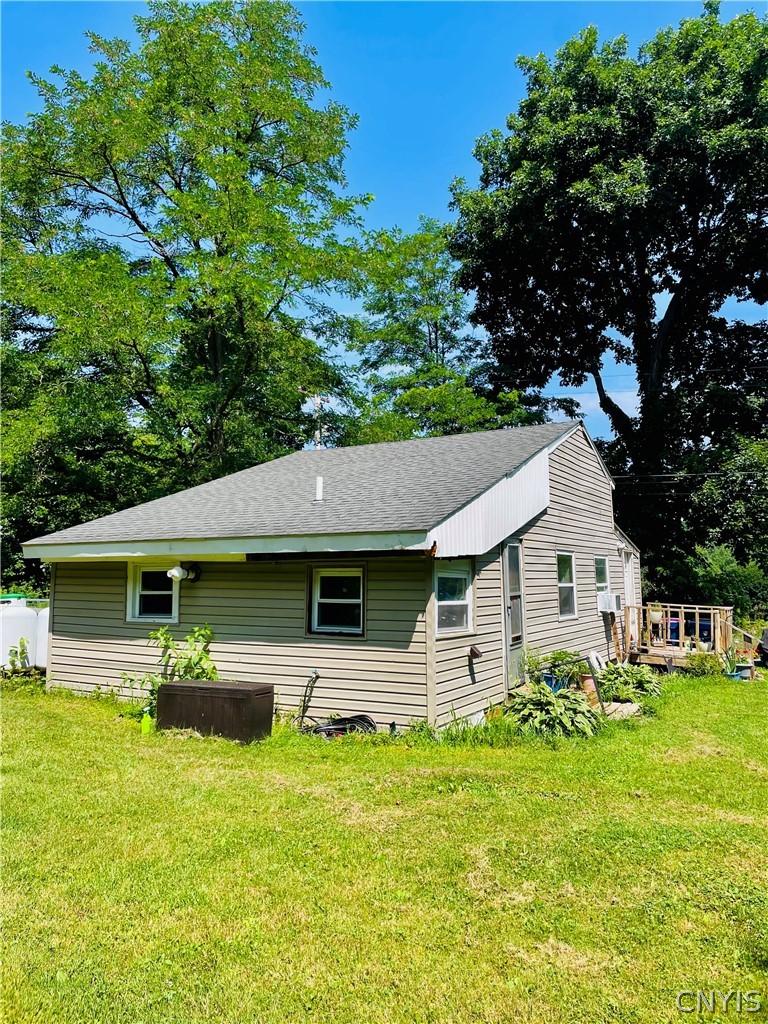 7762 Perry Road Van Buren, NY 13027 - Photo 3 of 24