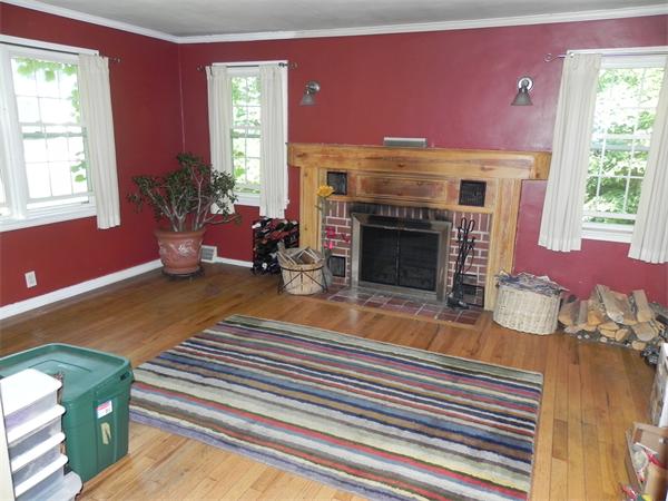 227 Newell Road Holden, MA 01520 - Photo 7 of 13 Gallery Image 7
