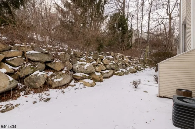 $299,000 | 5 Rushmore Lane, Unit 5, Hackettstown, NJ 07840