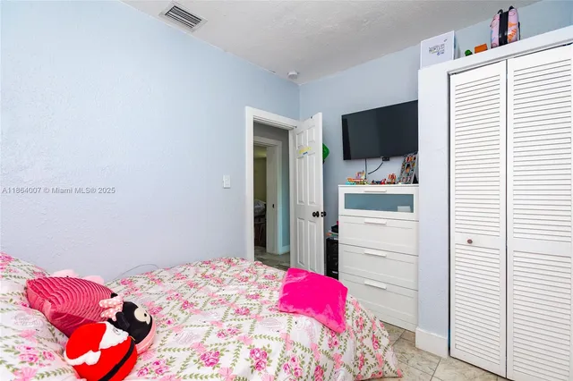 $1,050,000 | 36520 Southwest 214th Avenue, Homestead, FL 33034