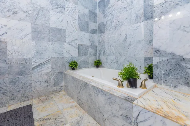 $1,050,000 | 36520 Southwest 214th Avenue, Homestead, FL 33034