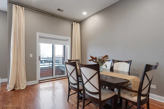 $399,000 | 119 South Western Avenue, Unit 3, Chicago, IL 60612