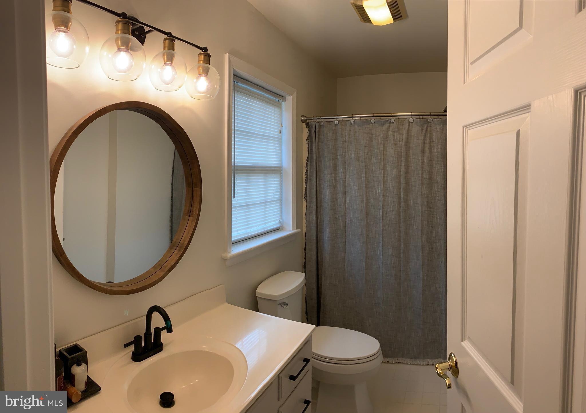 3492 Midstate Road Felton, DE 19943 - Photo 15 of 27 Stunning Master Bath w. New Fixtures, Paint & More