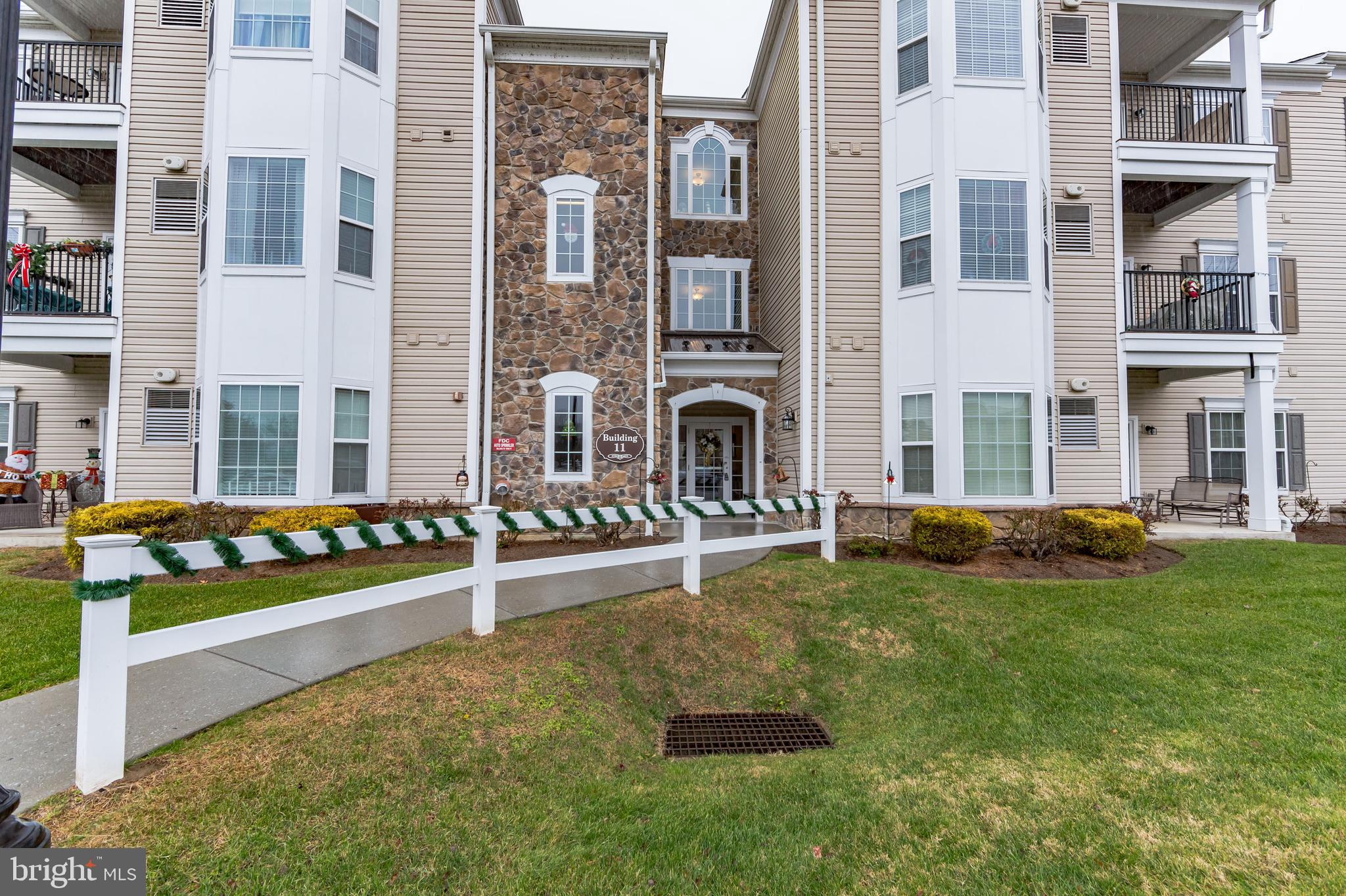 1112 Creekside Drive, Brookhaven, PA 19015 Compass