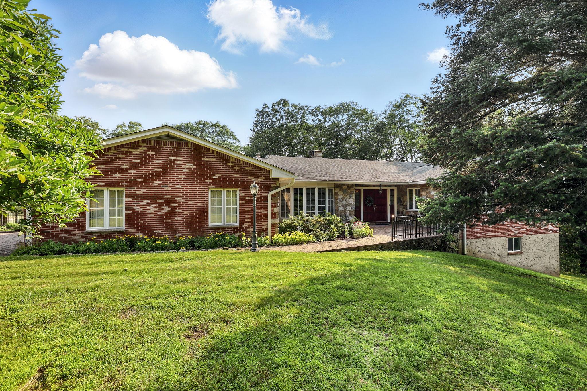 3 David Road Somers, NY 10589 - Photo 1 of 1 Ranch-style home featuring a front yard and brick siding