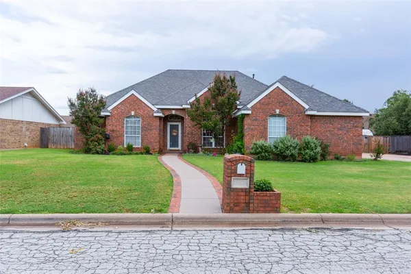 $399,500 | 771 Lytle Shores Drive, Abilene, TX 79602