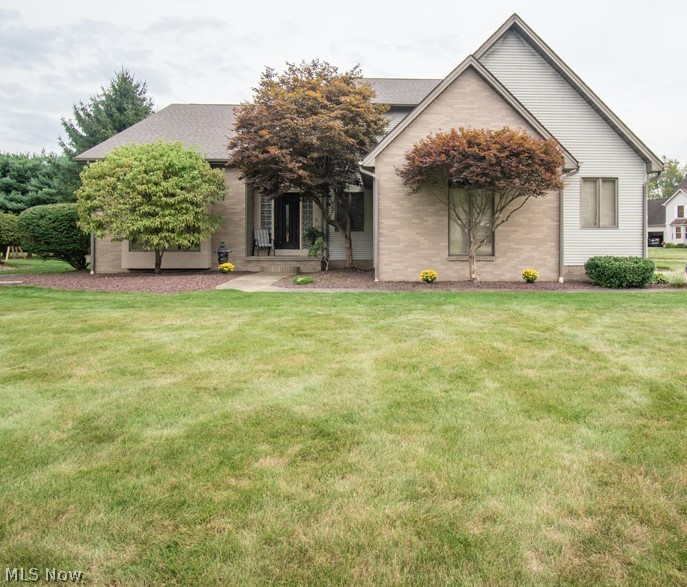2337 Hunters Ridge Youngstown, OH 44512 - Photo 1 of 24 Front view of home