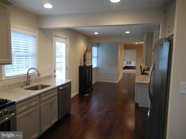 94 Ritters Lane Owings Mills, MD 21117 - Photo 5 of 30 Kitchen
