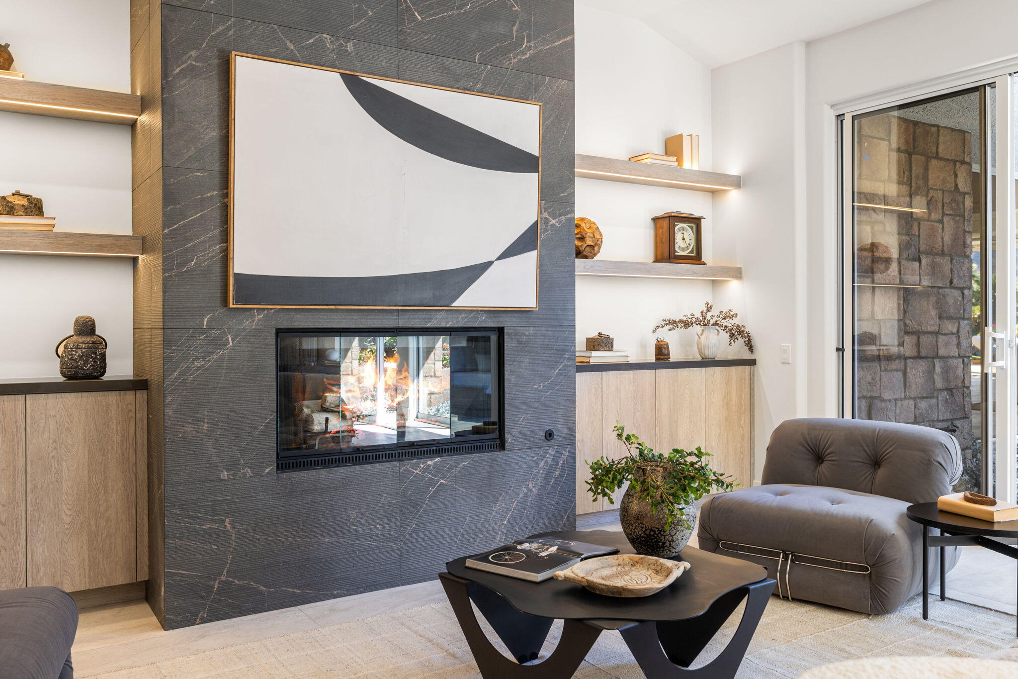 9 Regency Drive Rancho Mirage, CA 92270 - Photo 44 of 86 a living room with furniture a rug and a window