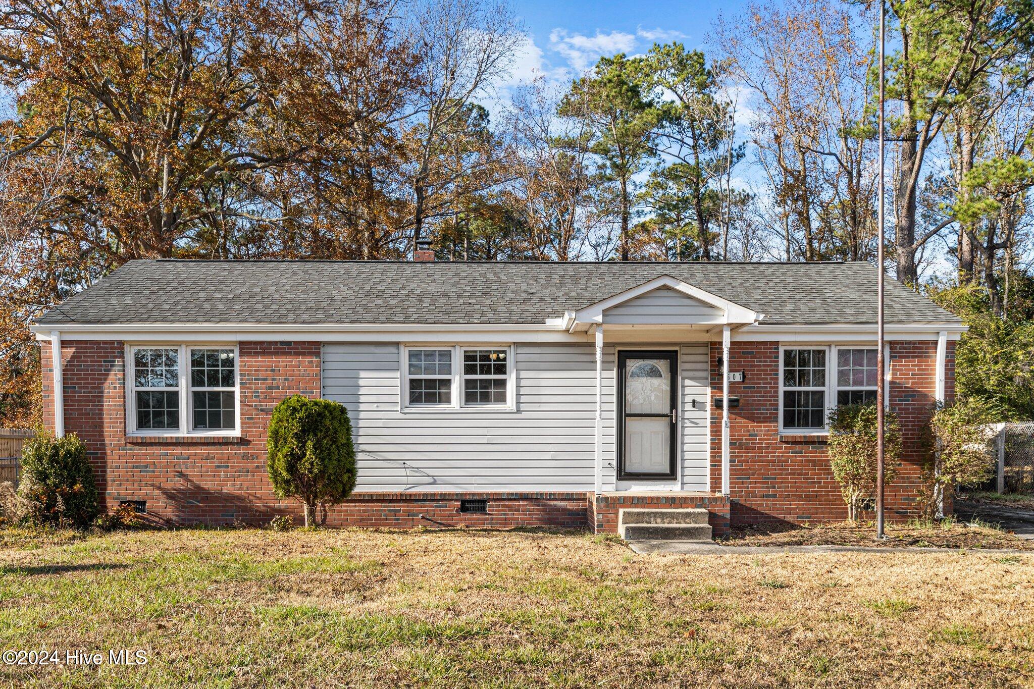 507 Cheyenne Road Jacksonville, NC 28540 - Photo 1 of 51 1-web-or-mls-01