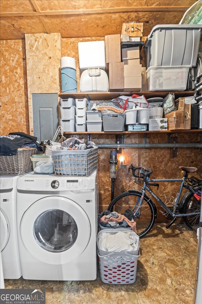 252 Langley Drive LaFayette, GA 30728 - Photo 18 of 29 a utility room with sink dryer and washer