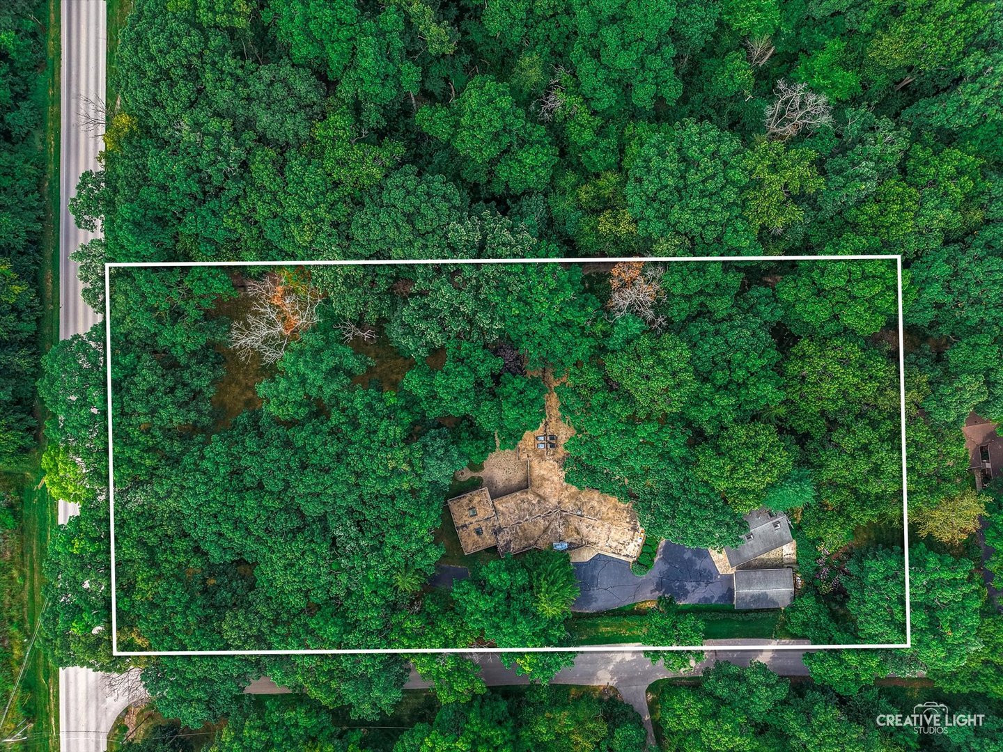 16323 Griswold Springs Road Plano, IL 60545 - Photo 52 of 55 an aerial view of a houses and green space