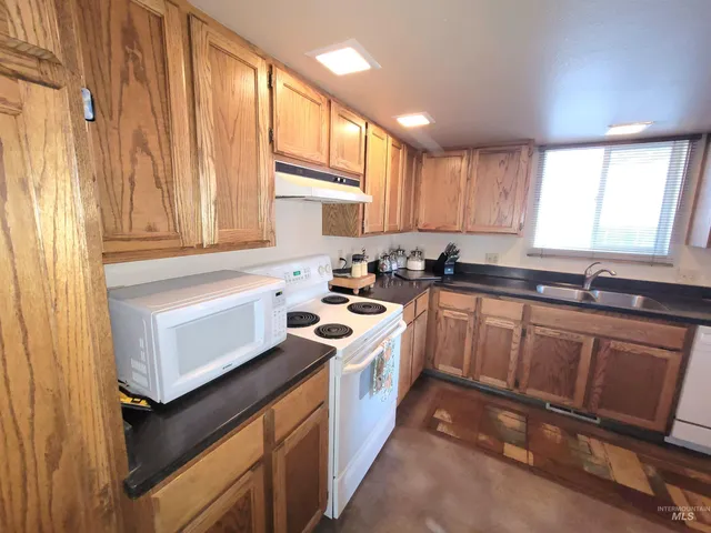 $585,000 | 1927 Powers Avenue, Lewiston, ID 83501