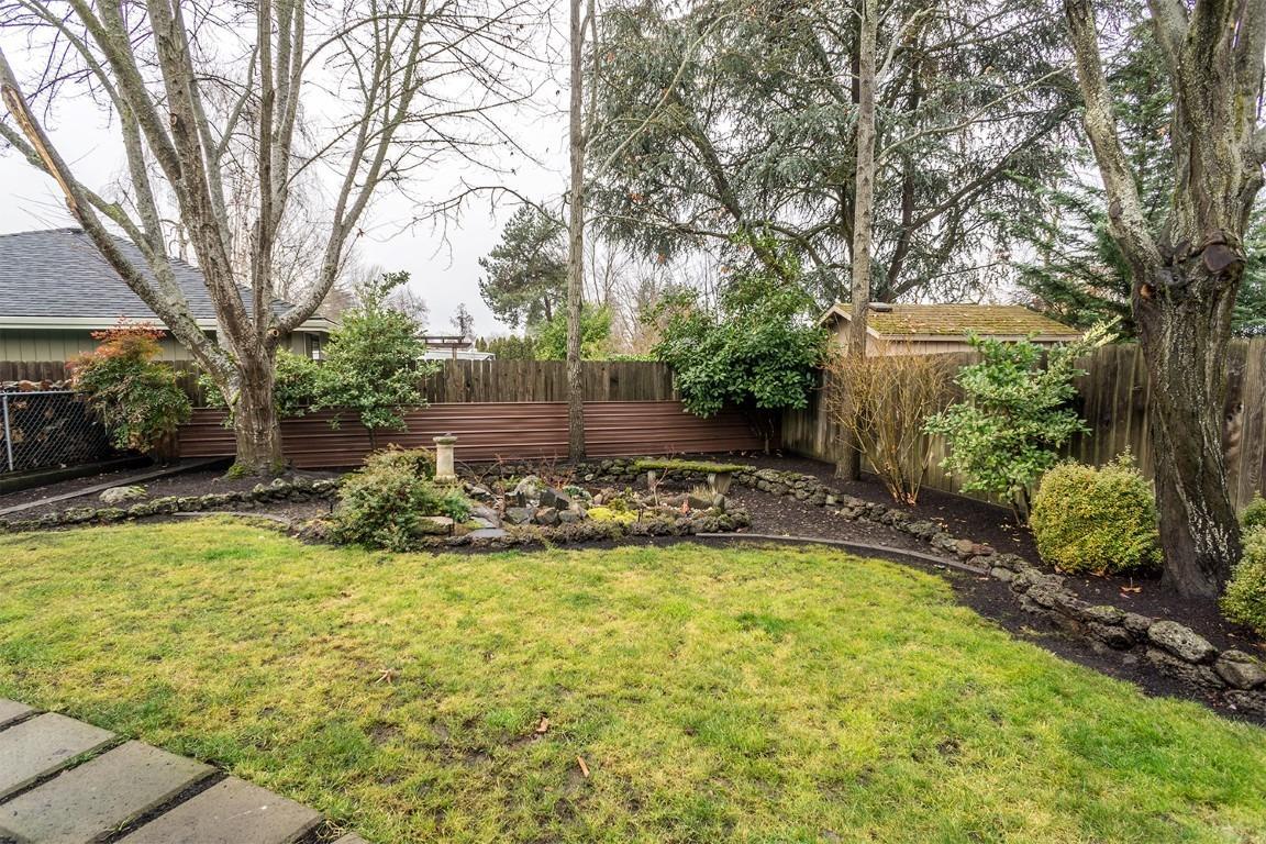 887 Ridgeway Circle Medford, OR 97504 - Photo 27 of 31 Additional Photo