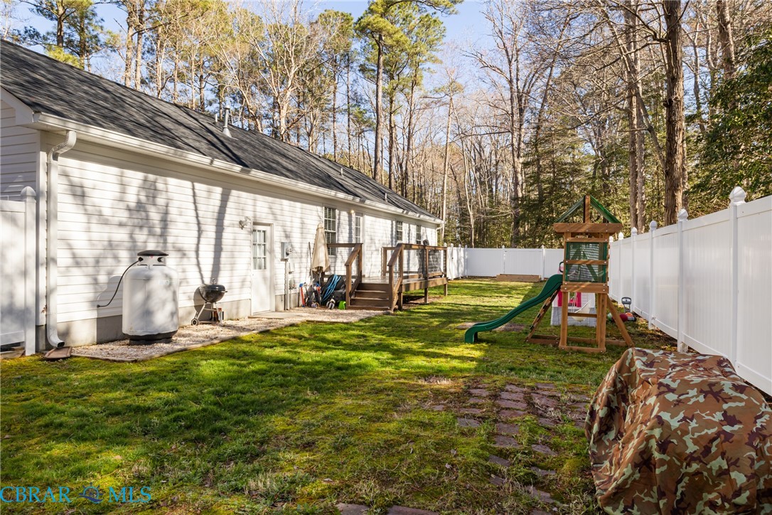794 Cricket Hill Road Hudgins, VA 23076 - Photo 27 of 38