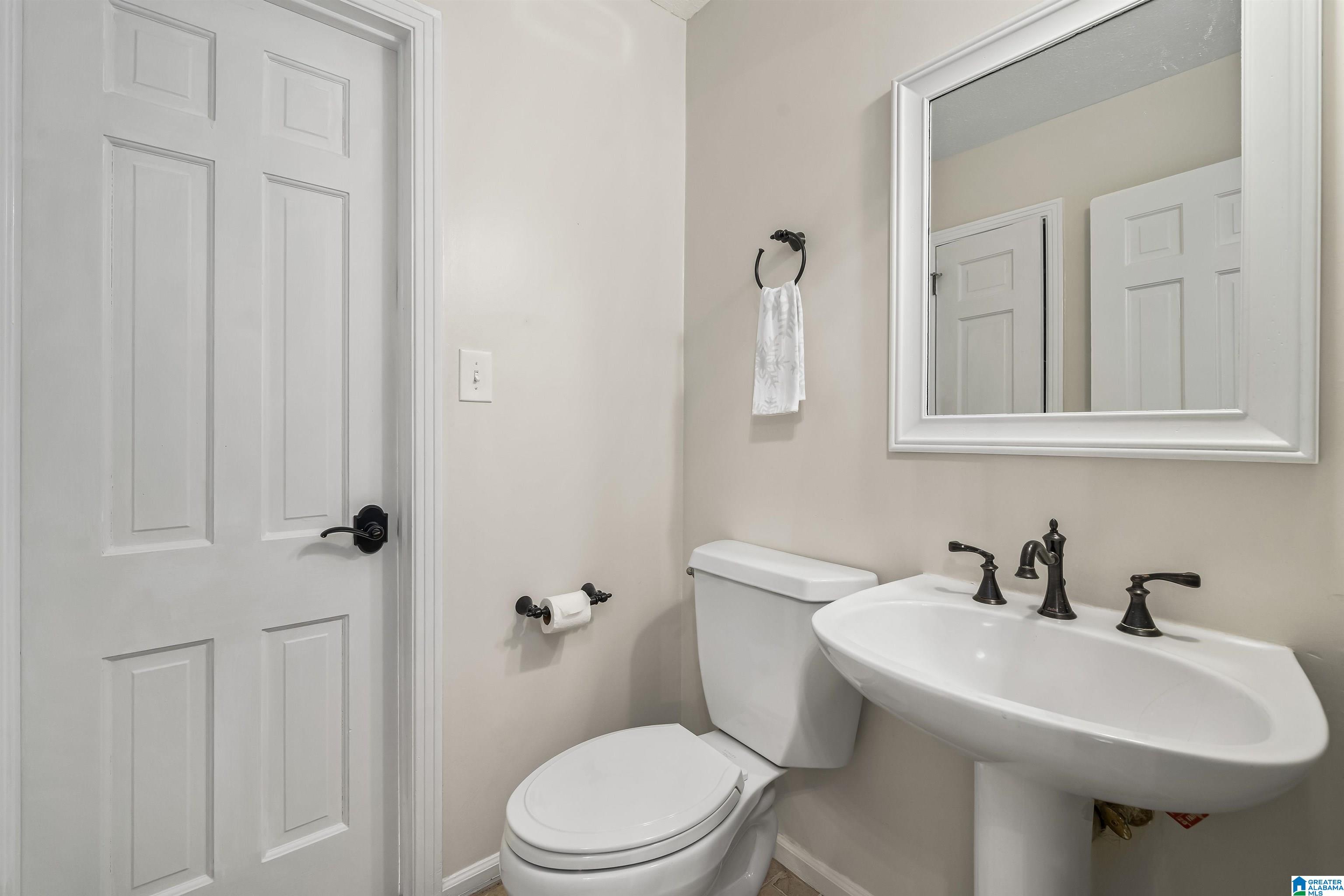3549 Spring Valley Road Birmingham, AL 35223 - Photo 19 of 40