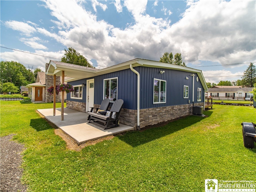 2389 Lakeside Drive Busti, NY 14710 - Photo 2 of 26