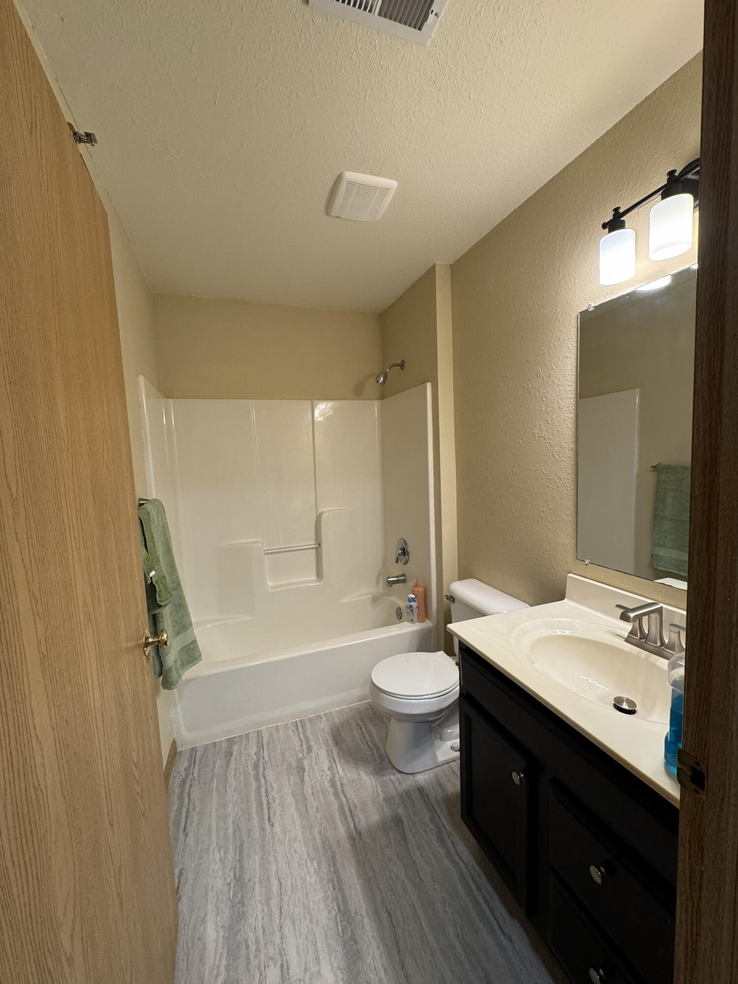 8055 Lexington Place, Unit 12 Pleasant Prairie, WI 53158 - Photo 13 of 22 bath-2