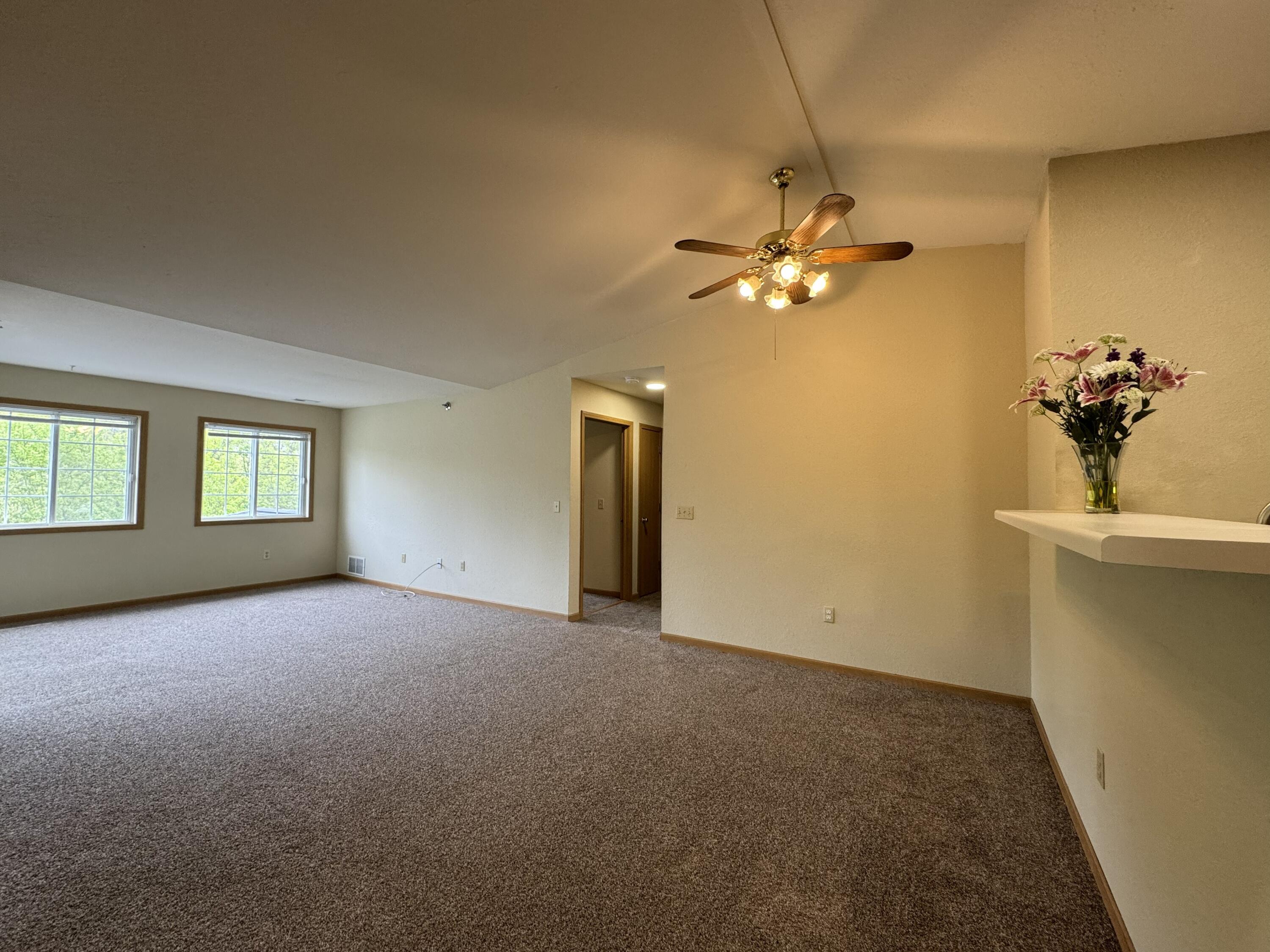 8055 Lexington Place, Unit 12 Pleasant Prairie, WI 53158 - Photo 16 of 22 great-4