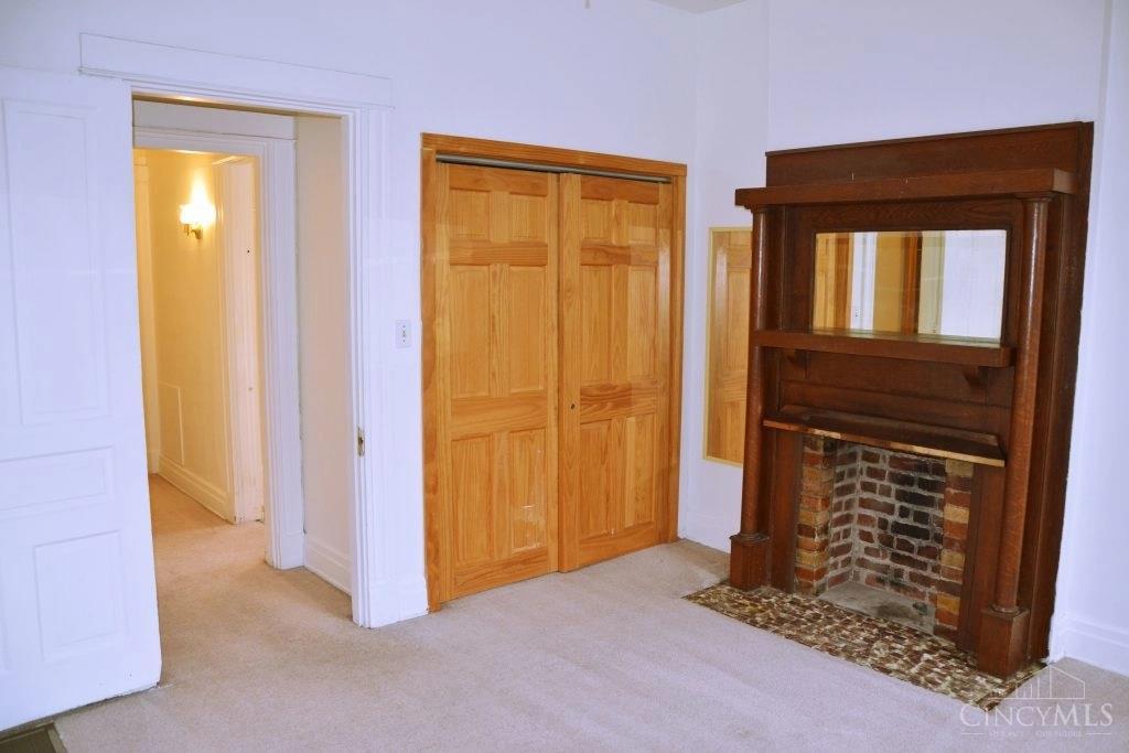502 Riddle Road Cincinnati, OH 45220 - Photo 18 of 54 Gallery Image 18