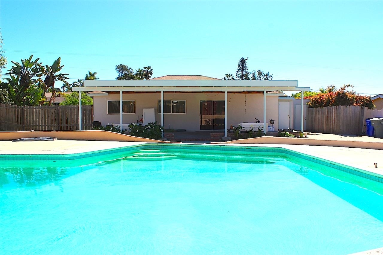 1131 Bluegrass Road Vista, CA 92083 - Photo 1 of 25