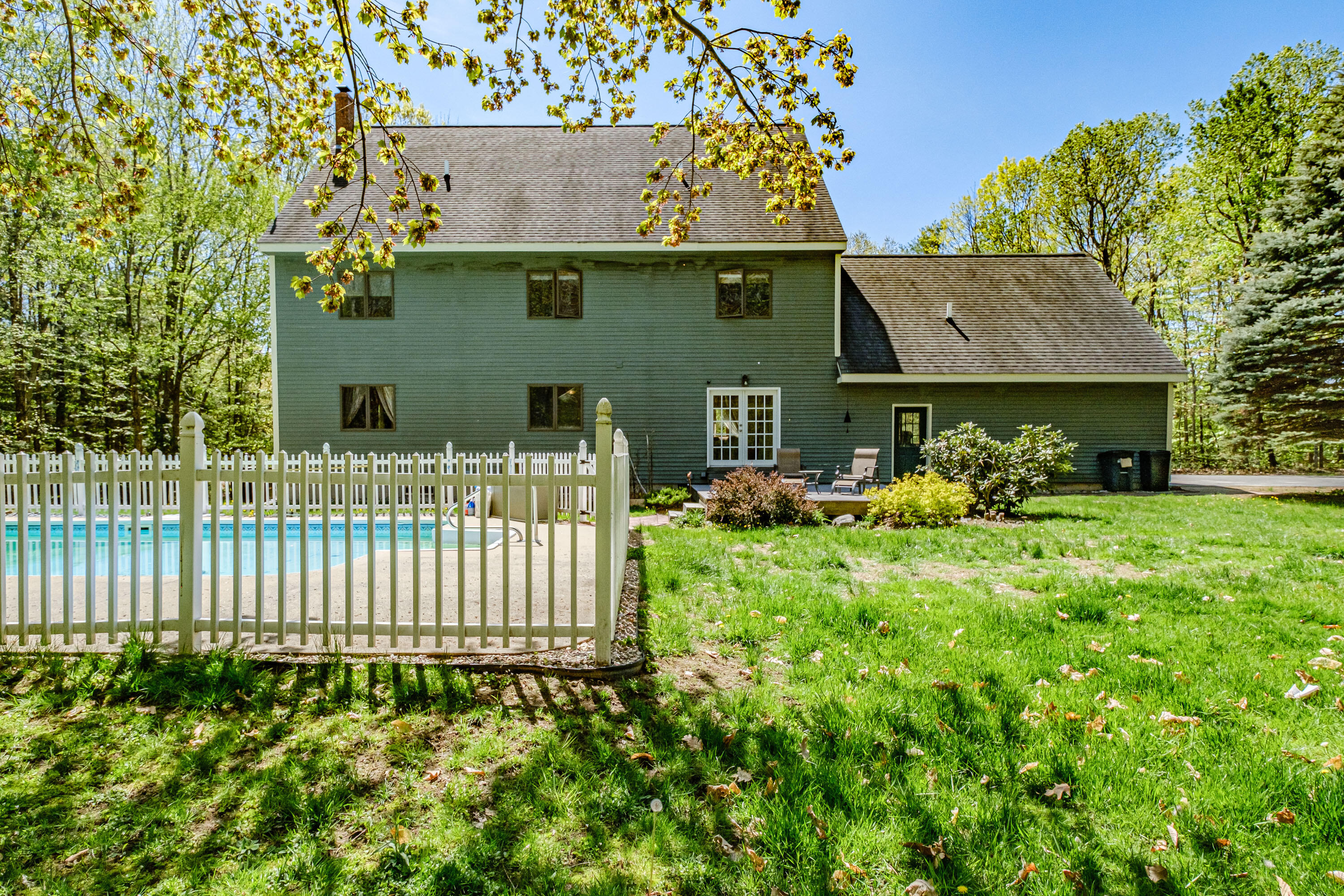 21 Carriage Hill Road Raymond, ME 04071 - Photo 6 of 61 20210515gp-60011