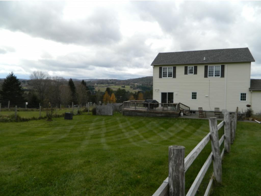 56 Walker Ridge Road Lyndon, VT 05851 - Photo 2 of 24 Gallery Image 2