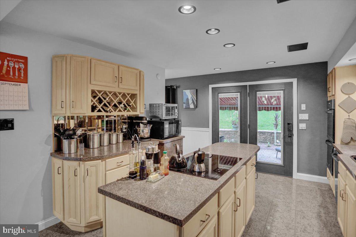 1414 Rose Virginia Road Reading, PA 19611 - Photo 15 of 39 Gallery Image 15