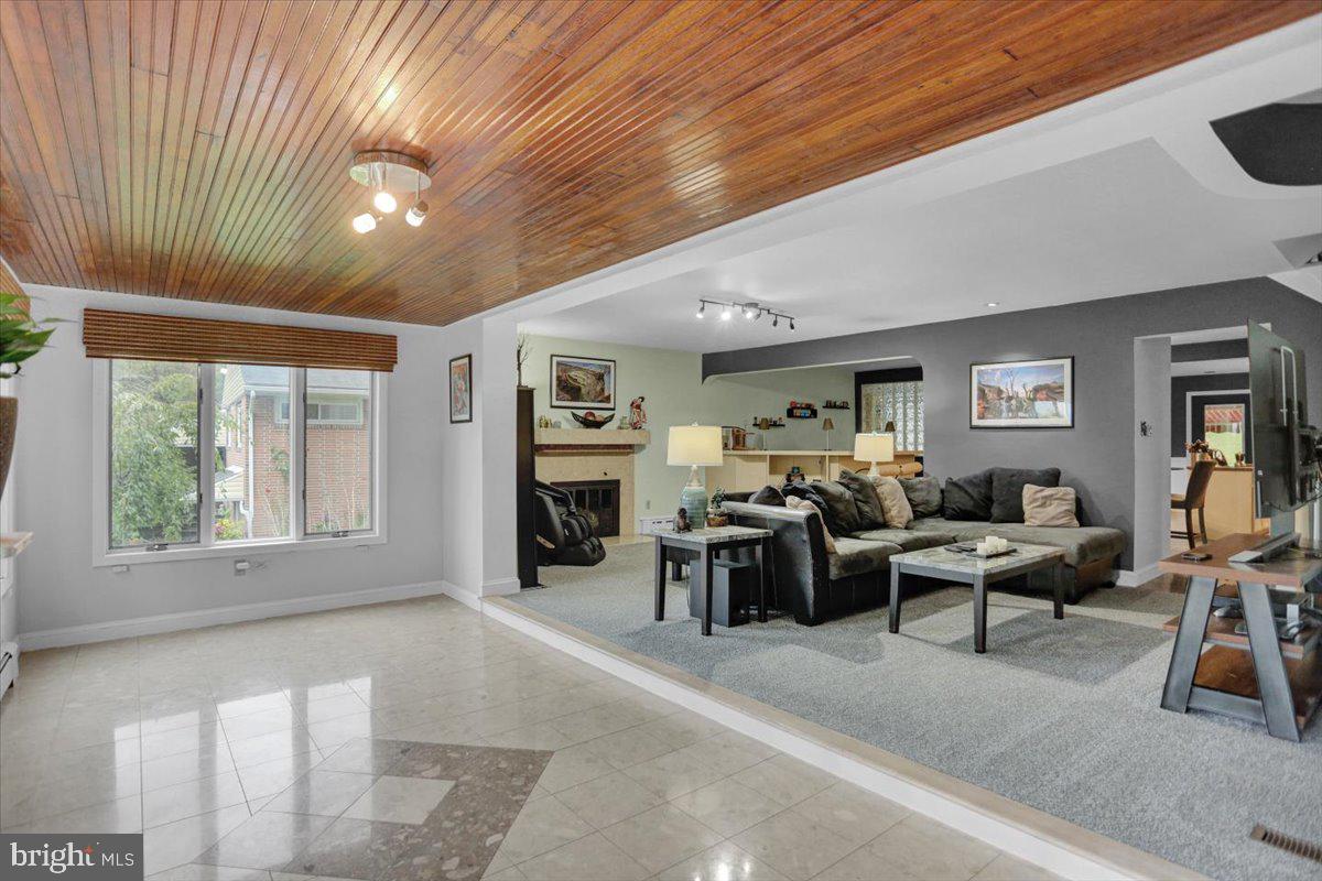 1414 Rose Virginia Road Reading, PA 19611 - Photo 3 of 39 Gallery Image 3