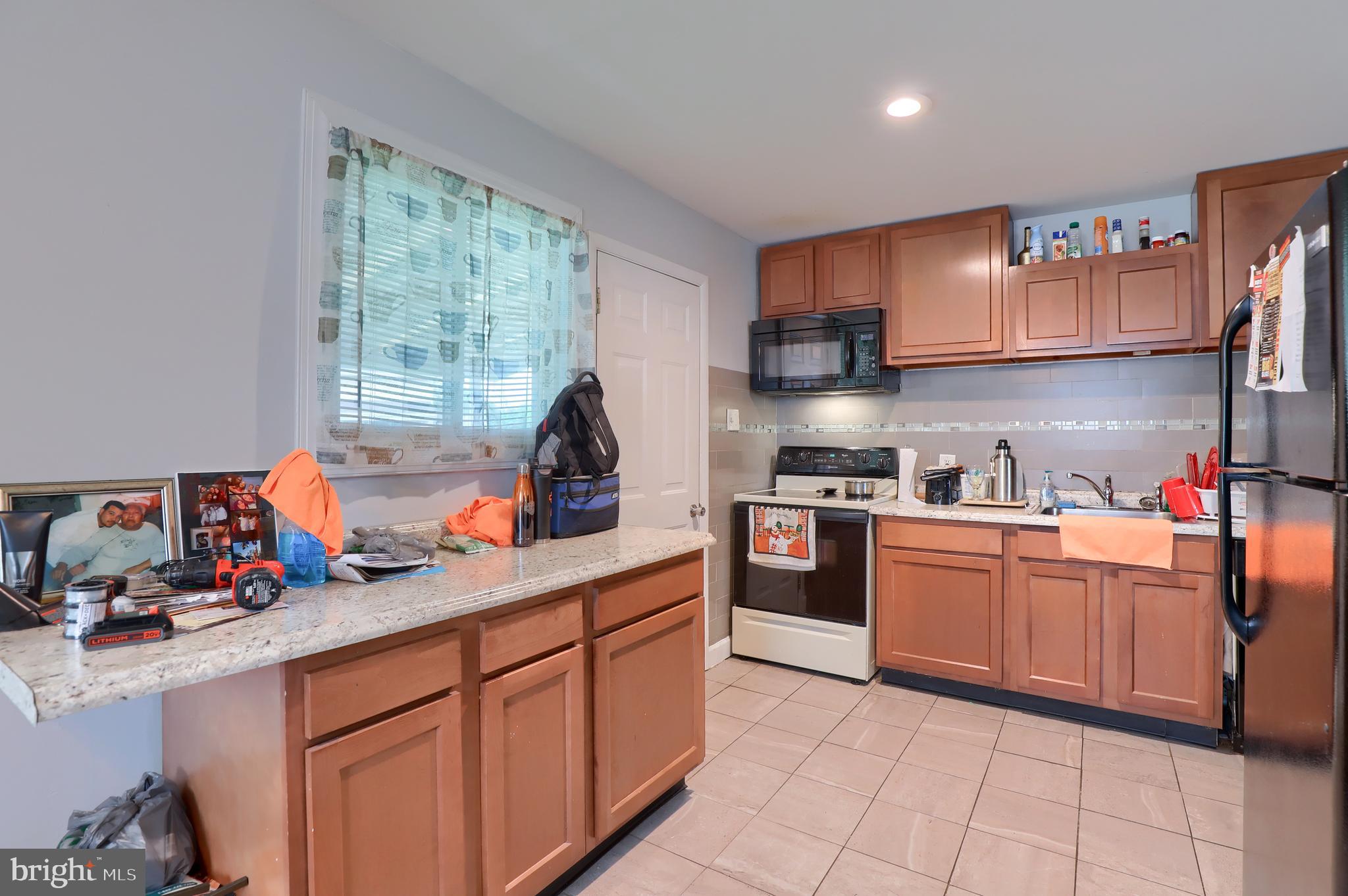 1424 Devers Road York, PA 17404 - Photo 11 of 33