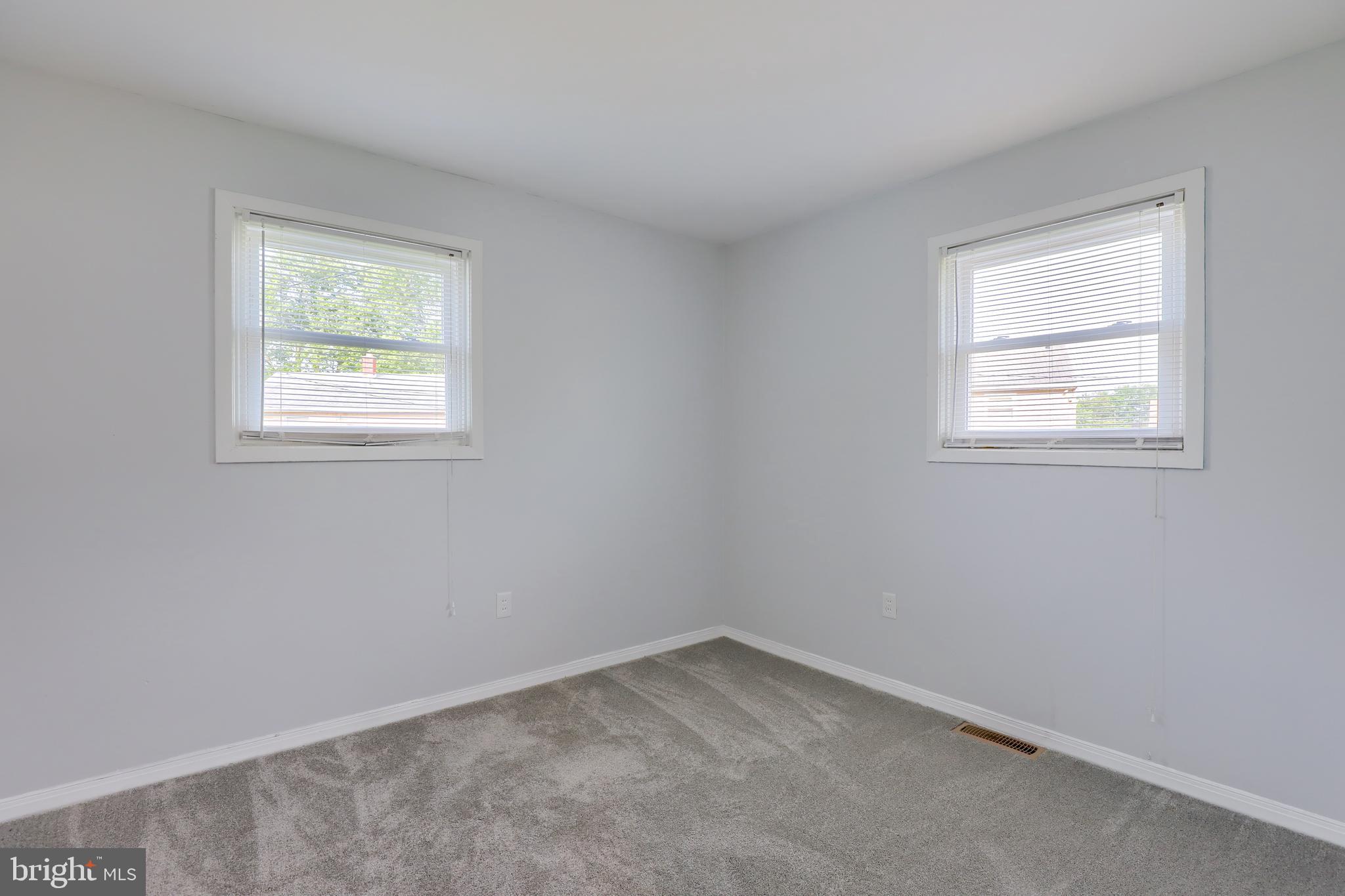 1424 Devers Road York, PA 17404 - Photo 18 of 33