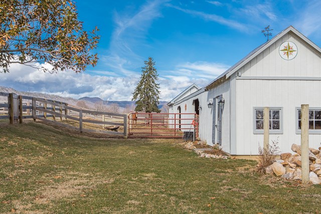 449 Shipyard Road Shenandoah, VA 22849 - Photo 11 of 49 Gallery Image 11