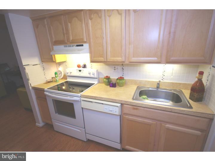 116 Bancroft Road Lansdale, PA 19446 - Photo 7 of 14 Kitchen