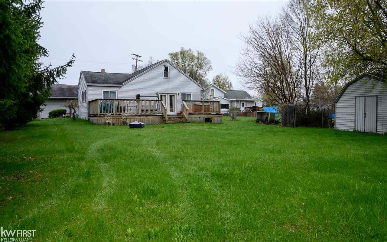 8521 East Coldwater Road Davison, MI 48423 - Photo 22 of 32 50038837-21.JPG