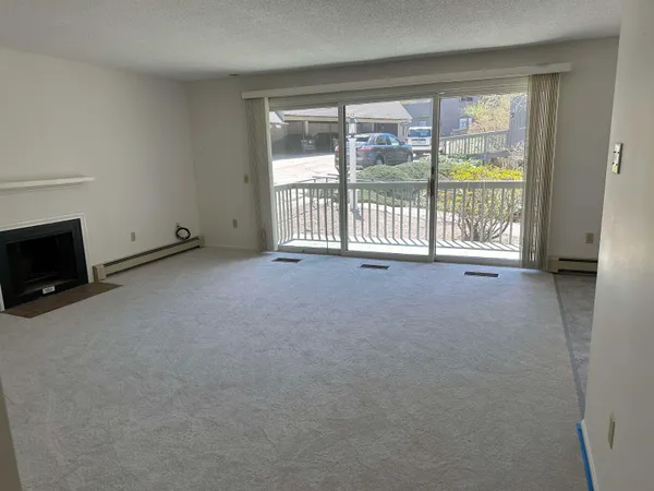 $2,150 | 1 Pine Street, Unit A21, Peterborough, NH 03458