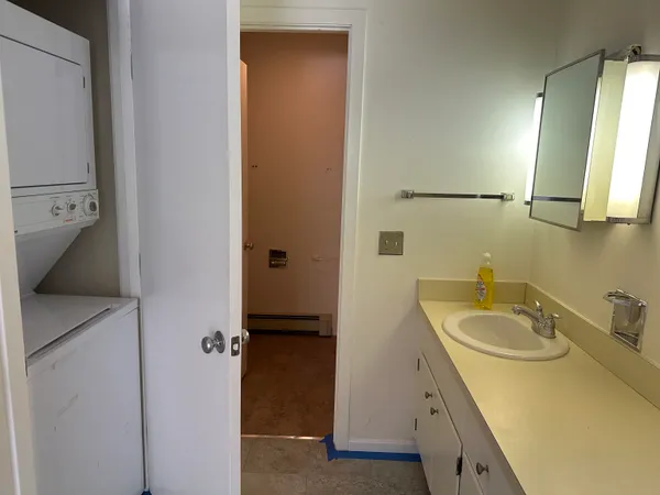$2,150 | 1 Pine Street, Unit A21, Peterborough, NH 03458