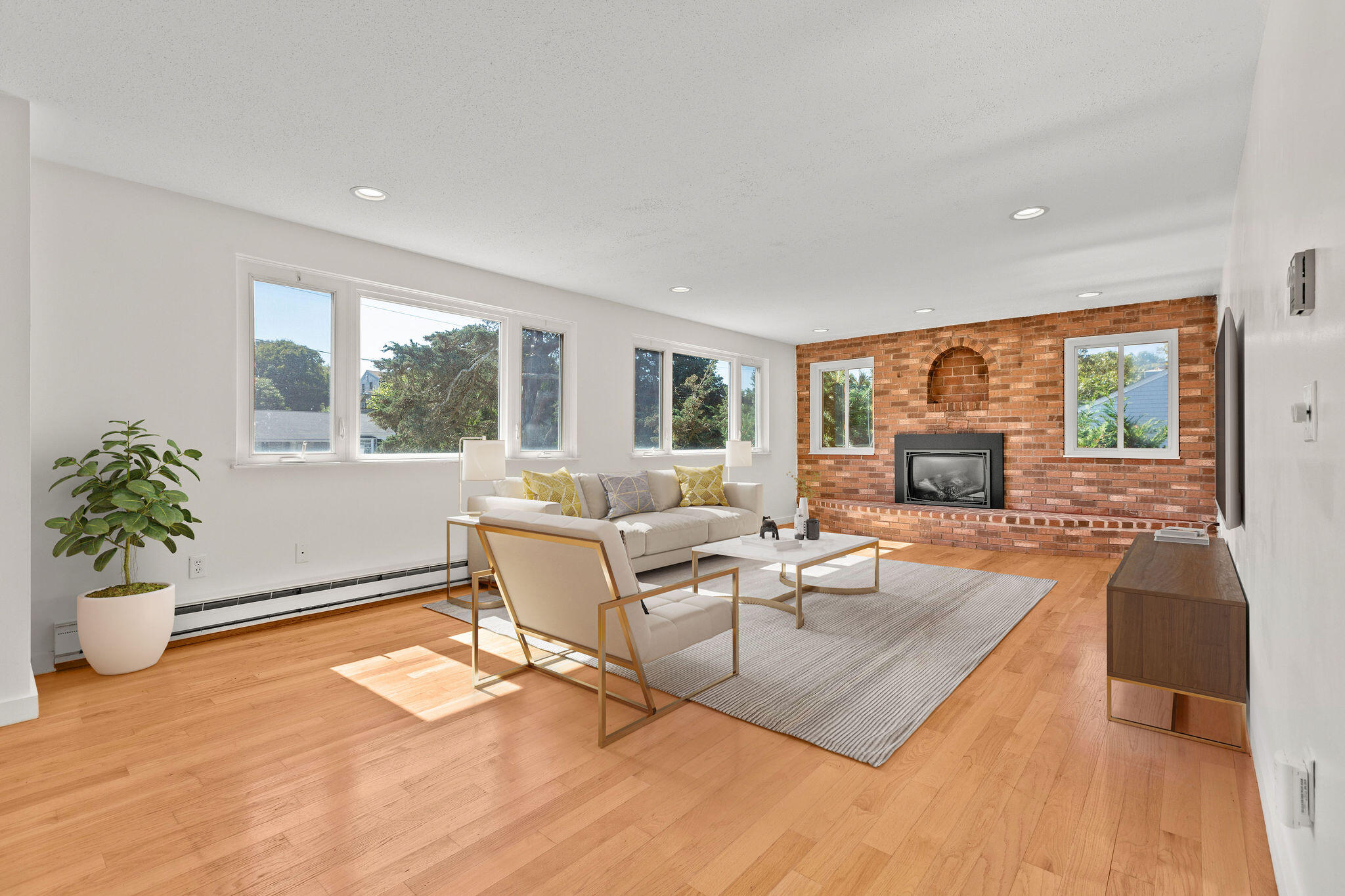 16 Off Conwell Street Provincetown, MA 02657 - Photo 2 of 30 VIRTUAL LIVING ROOM-32