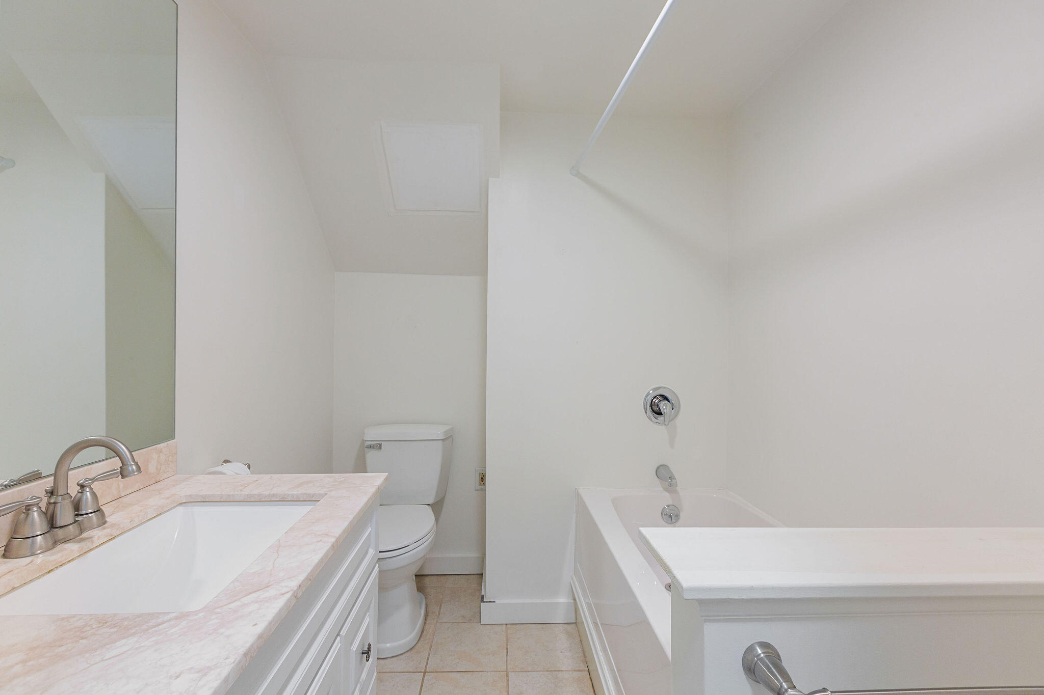 16 Off Conwell Street Provincetown, MA 02657 - Photo 24 of 30 Bathroom-55